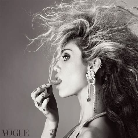 miley cyrus british vogue